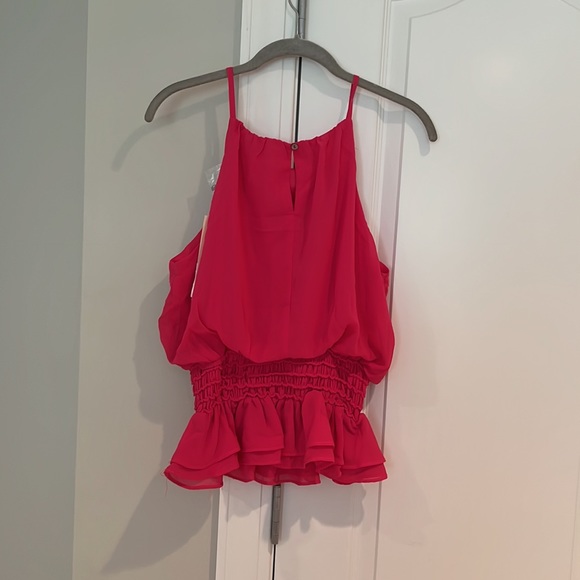 Pink blouse - Picture 2 of 3